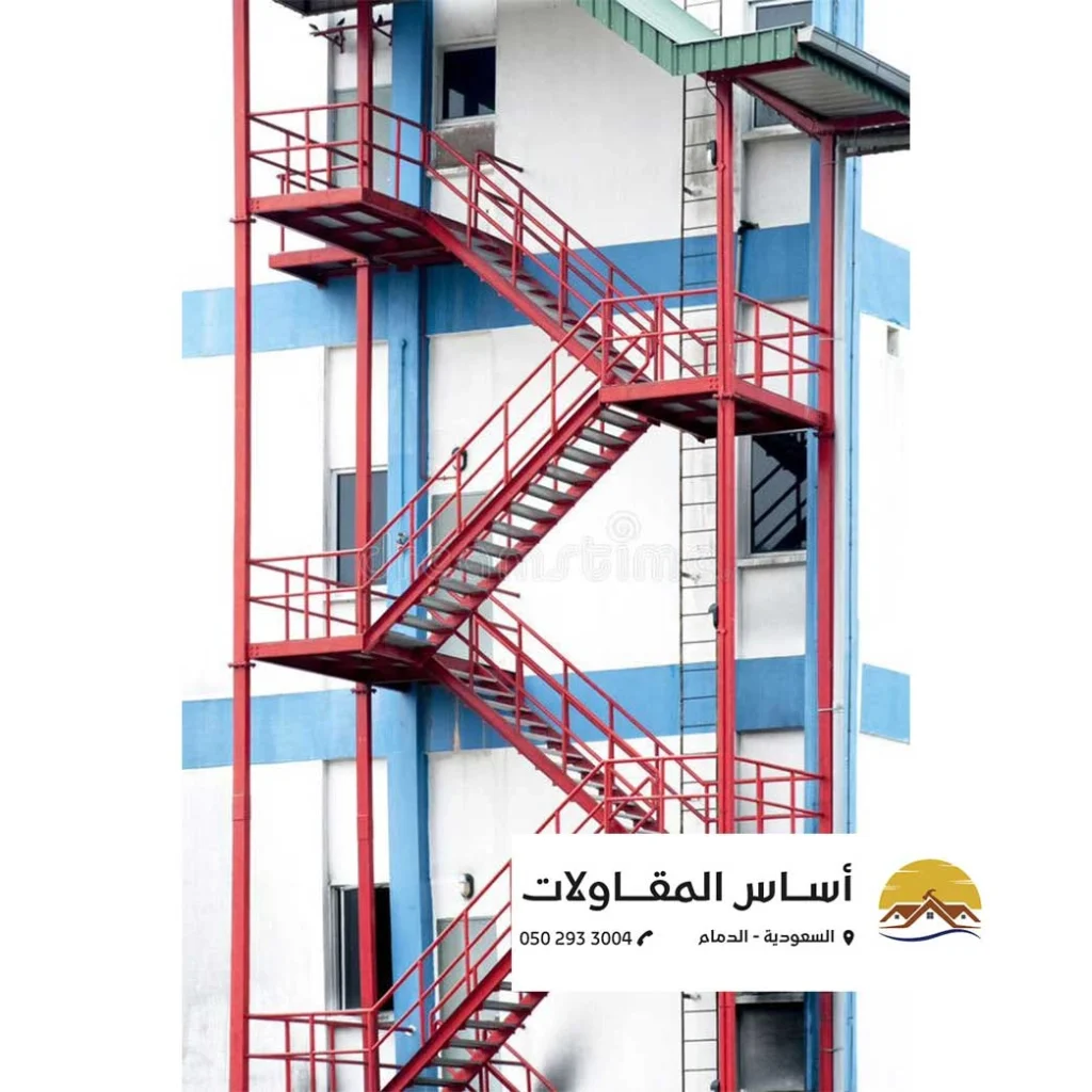 درج حديد متين لمشروع تجاري في الخبر.